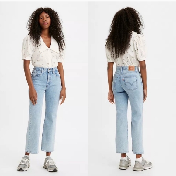 Levi's High Waisted Crop Flare Jeans - Picture 1 of 10